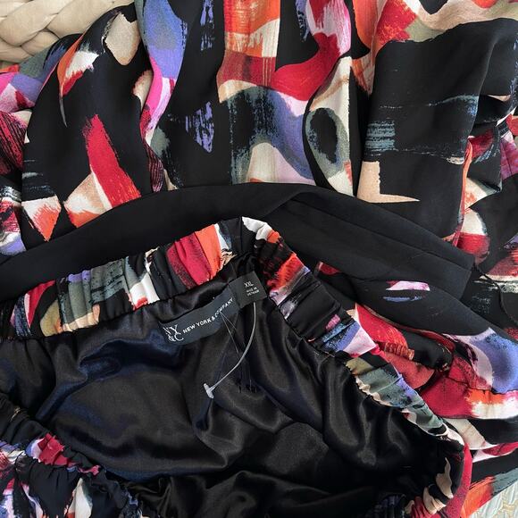 New York & Company Abstract Print Jumpsuit Size XXL Wide Leg Flowy Colorful Chic - Picture 15 of 16